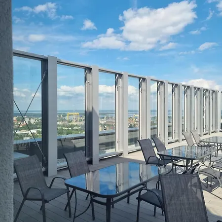 Apartmán Jbhotels Deluxe Hanza Tower 4*